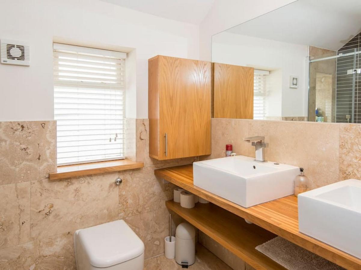 Spacious 4 Bedroom Character Home In Pontcanna Cardiff Bagian luar foto